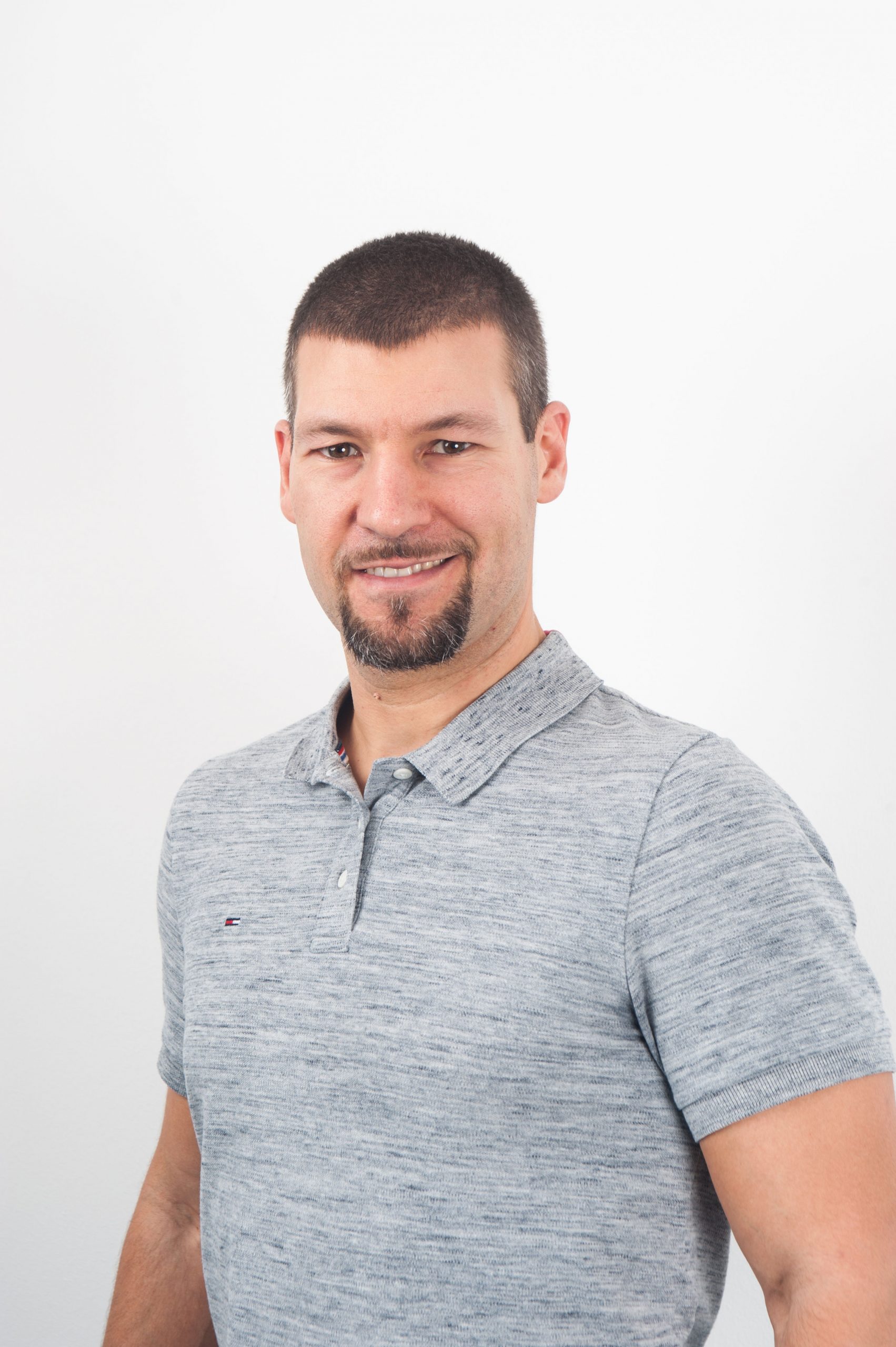 Markus Kroiss - Leiter DECOM Netzwerktechnik Markus Kroiss - Leiter DECOM Netzwerktechnik